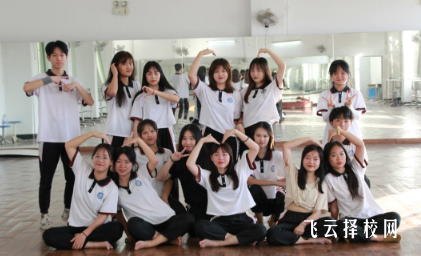 適合初中畢業(yè)可以上的職業(yè)學(xué)校