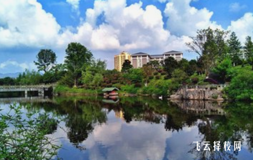 四川省閬中江南職業中學在哪里怎么去