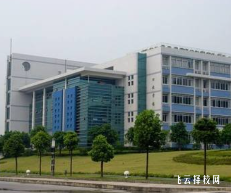 彭州市技工學校是怎樣收費的