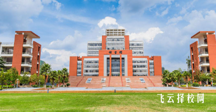 成都泛美航空旅游職業學校多少分可以讀