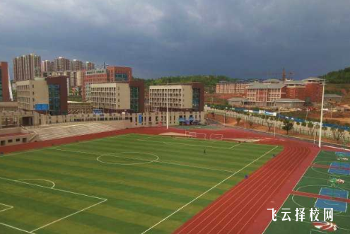 成都市機械高級技工學校是高中還是大專