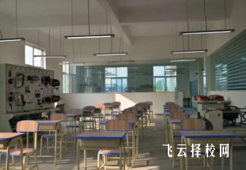 德陽安裝技師學院是公辦還是私立