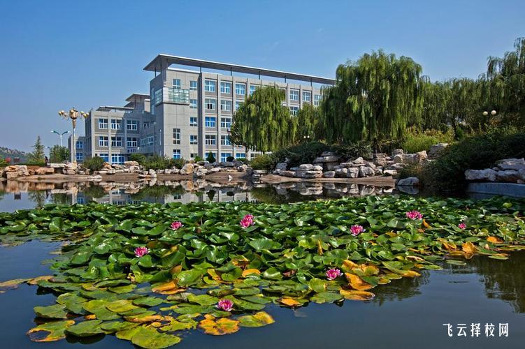 成都萬通未來高級技工學校是職高還是技校