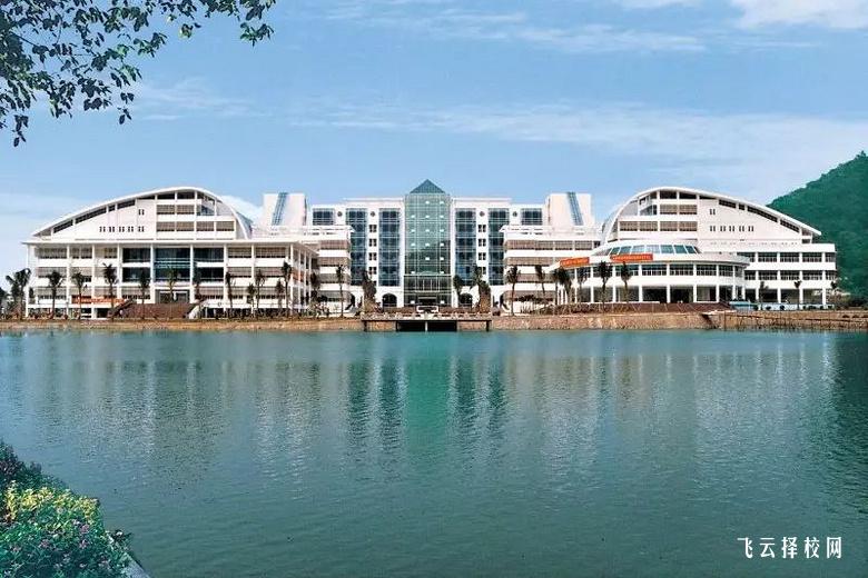 四川國盛技工學校是職高還是技校