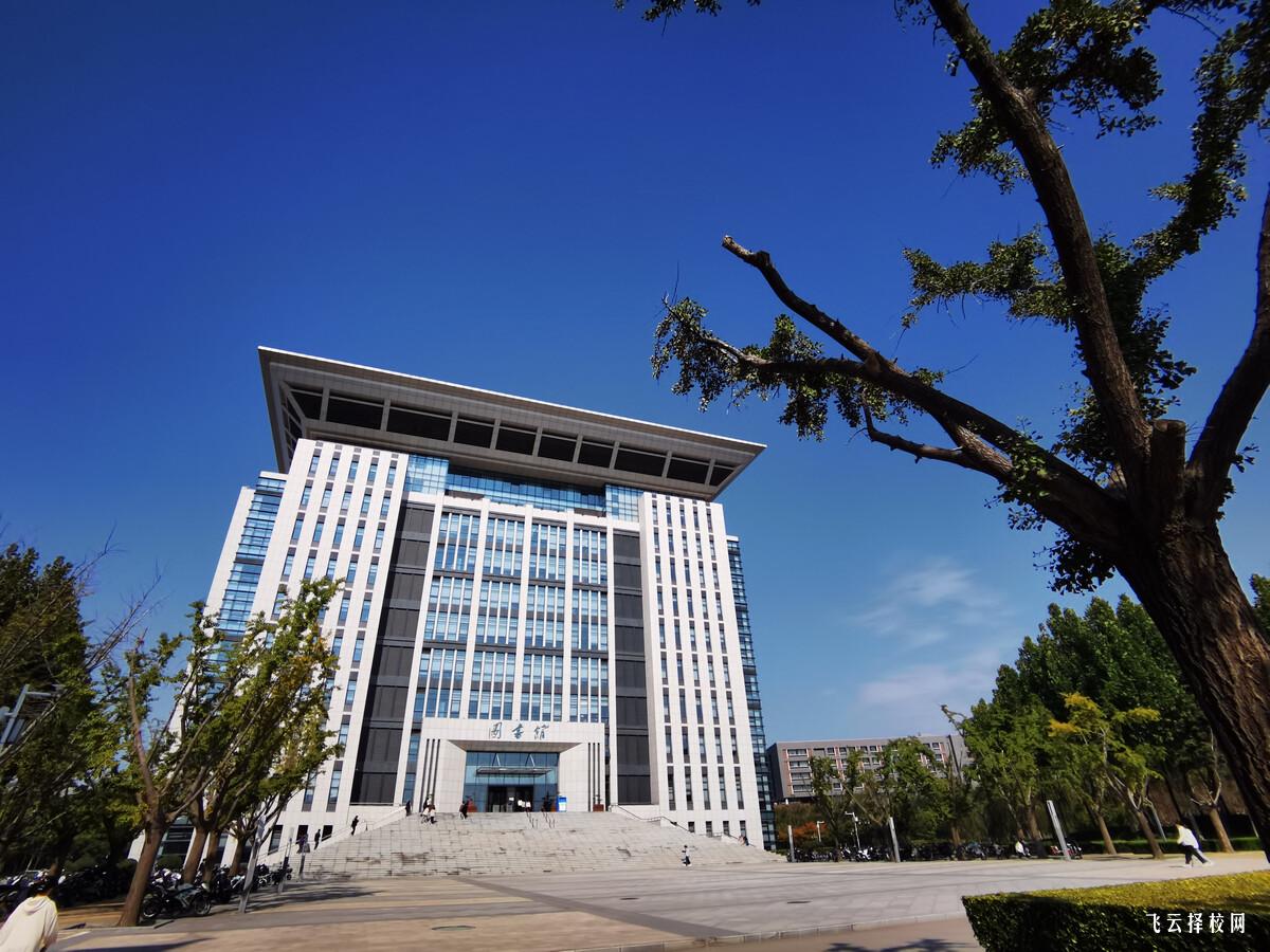 四川礦產機電技師學院是職高還是技校