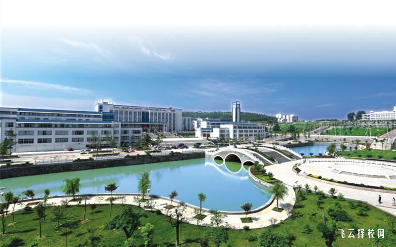 都江堰市技工學校是職高還是技校