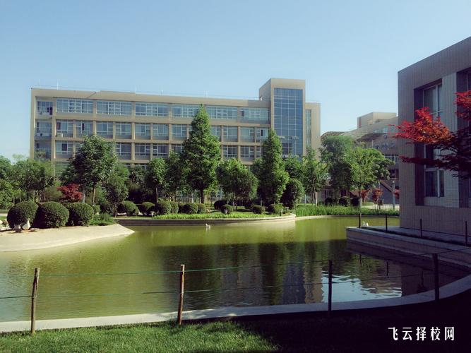 樂山市竹根職業中專學校是職高還是技校