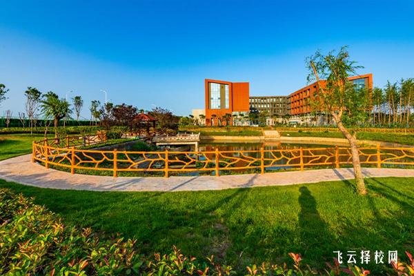 四川省威州民族師范學(xué)校是職高還是技校