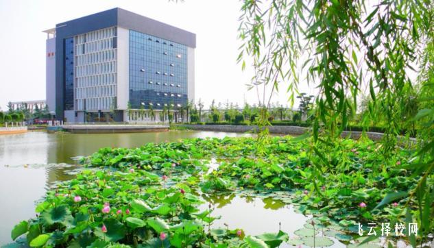 四川省宜賓衛(wèi)生學(xué)校是職高還是技校