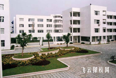 四川育英醫(yī)養(yǎng)科技技工學(xué)校是職高還是技校