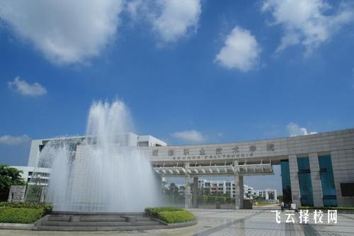 成都指南針職業技術學校是3+3學制嗎