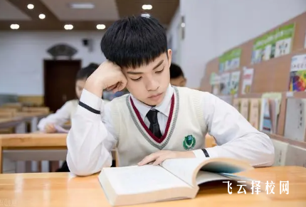 初中輟學一年還可以再上學嗎