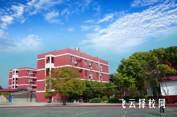 成都萬通技工學校怎么樣,中專招生條件是什么