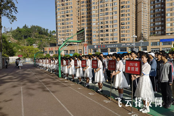 蓬安職中怎么樣,中專招生條件是什么