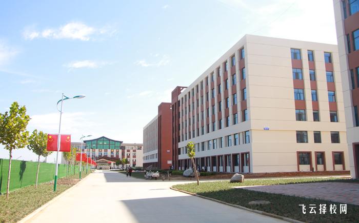 蜀都衛(wèi)校是公辦嗎