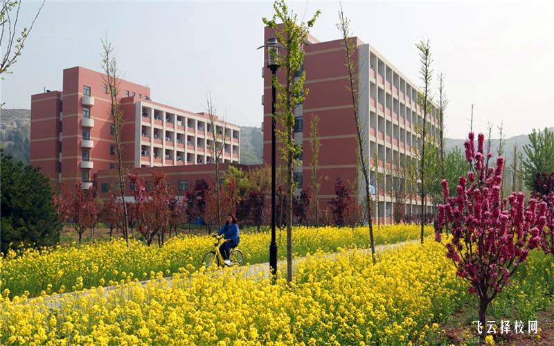 劍閣職中是公辦嗎