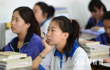 目前高中是否允許復讀