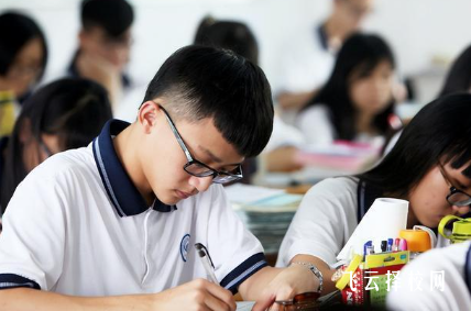 中考成績能比平常高嗎