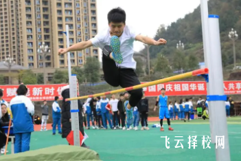 宣漢職中有什么專業,中考錄取分數多少