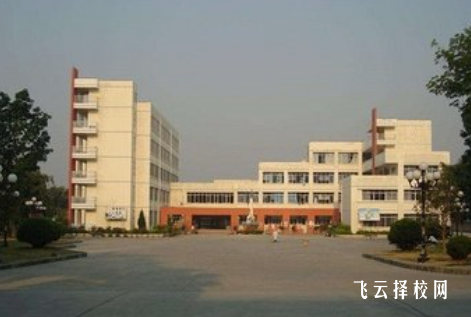 閬中江南職中有什么專業,中考錄取分數多少