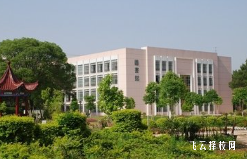 蒼溪職中怎么收費(fèi),一年學(xué)費(fèi)多少