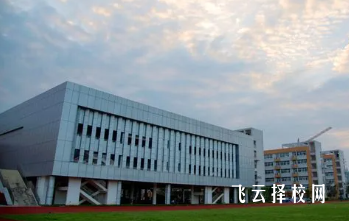 犍為職高怎么收費,一年學費多少