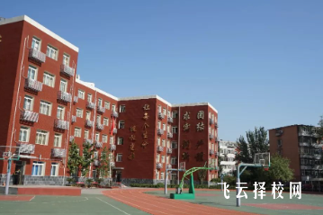 簡陽市育英學校怎么收費,一年學費多少