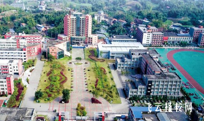 富順職校在哪里,中專報名怎樣聯系