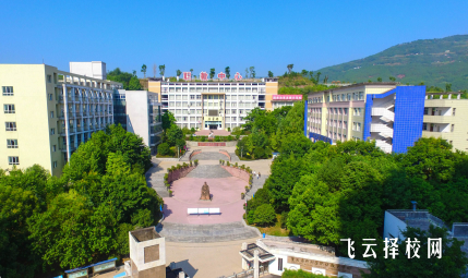 樂山竹職中在哪里,中專報名怎樣聯系