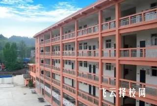 蓬安職中在哪里,中專報名怎樣聯系