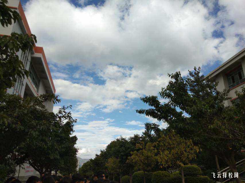 四川城建技工學校在哪里,中專報名怎樣聯系