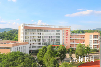 內(nèi)江求是職校有升學(xué)班嗎,讀中專怎樣選班