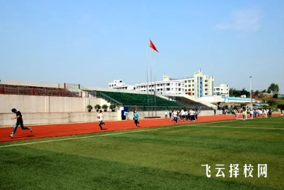 武勝中專校有升學(xué)班嗎,讀中專怎樣選班