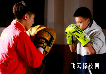 彭州宏德學(xué)校一年學(xué)費(fèi)多少錢(qián)