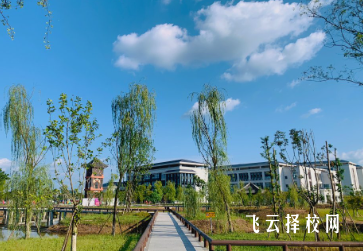 資陽口腔職業學院學費是多少一年