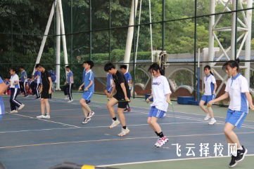 體育中考是初二考還是初三考