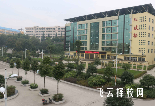 樂至吳仲良中學(xué)怎么樣,高中收費(fèi)標(biāo)準(zhǔn)