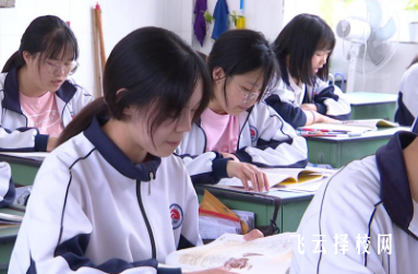 廣元朝天中學中考分數線多少