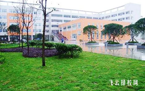 成都市禮儀職業中專學校怎么樣