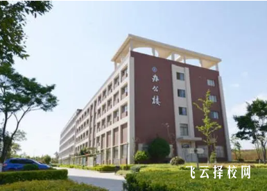 成都龍泉中職學校有哪些