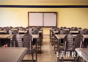 成都新亞藝術(shù)高考培訓(xùn)學(xué)校在哪里