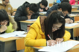 18歲可以走單招嗎