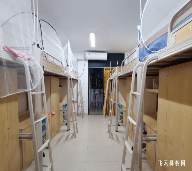 250以下可以上成都哪些音樂(lè)學(xué)院