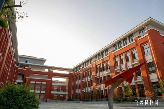 廣安職業(yè)技術(shù)學(xué)院要多少分數(shù)