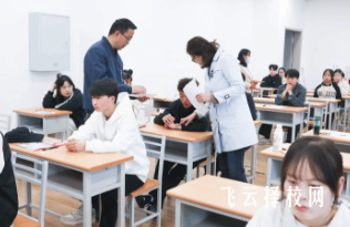 單招專科學費和本科學費差多少