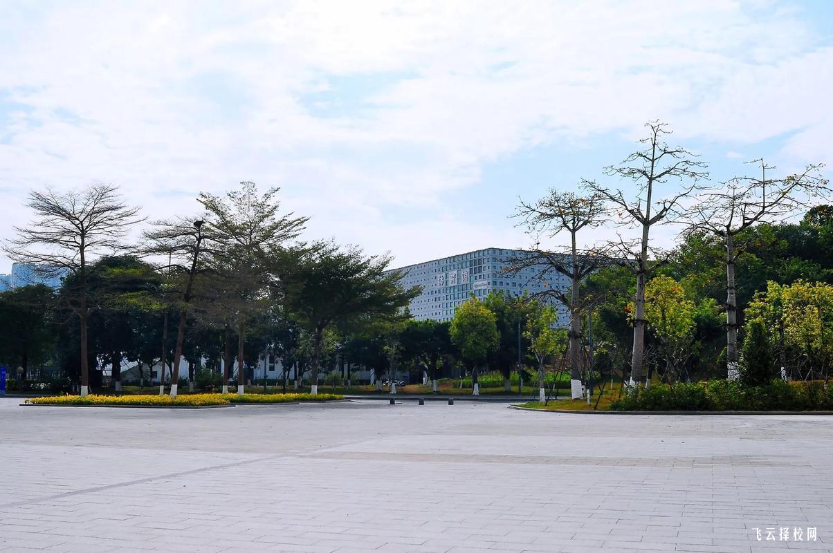 成都交通高級技工學校專業分數線多少