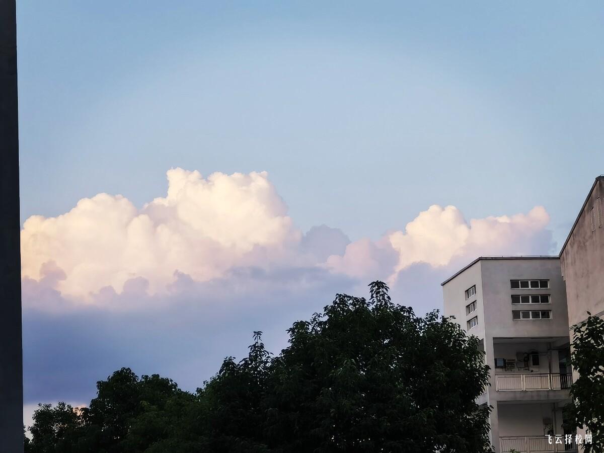 郫縣鐵路工程學(xué)院2025年招生簡(jiǎn)章