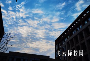 四川電子機械職業(yè)技術學院是不是全日制