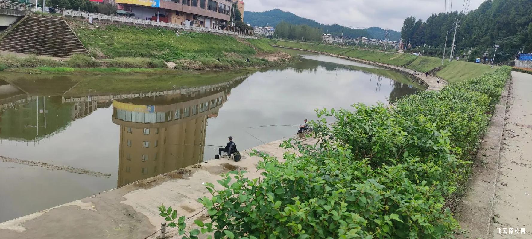 四川電子機械職業技術學院在哪個地方