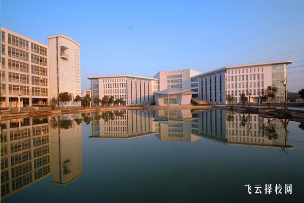 四川科慧技工學校是大學嗎